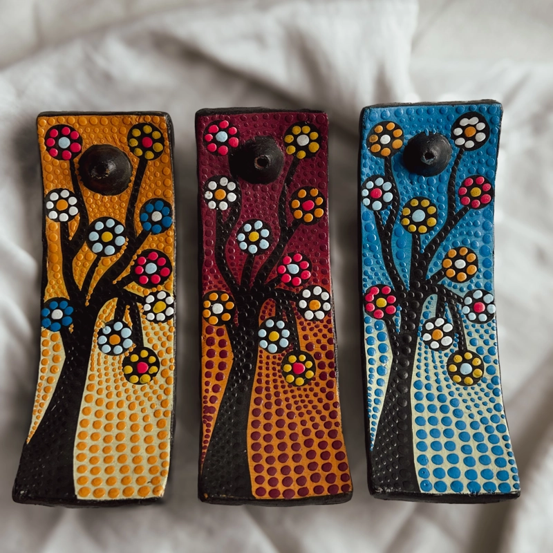 bruciaincenso dipinto in terracotta